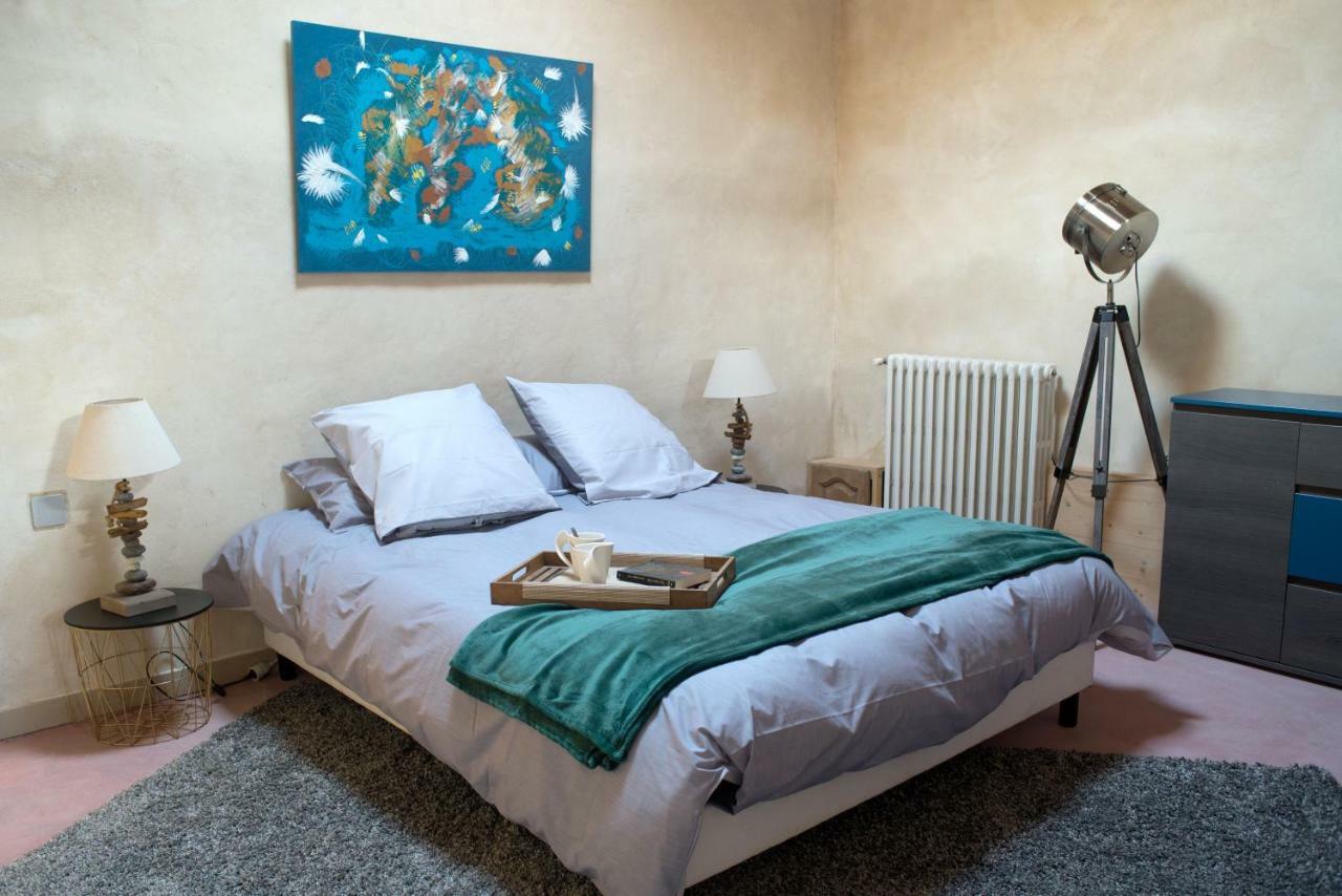 Villa Le Fil Rouge Saint-Pierre-d'Aurillac Esterno foto
