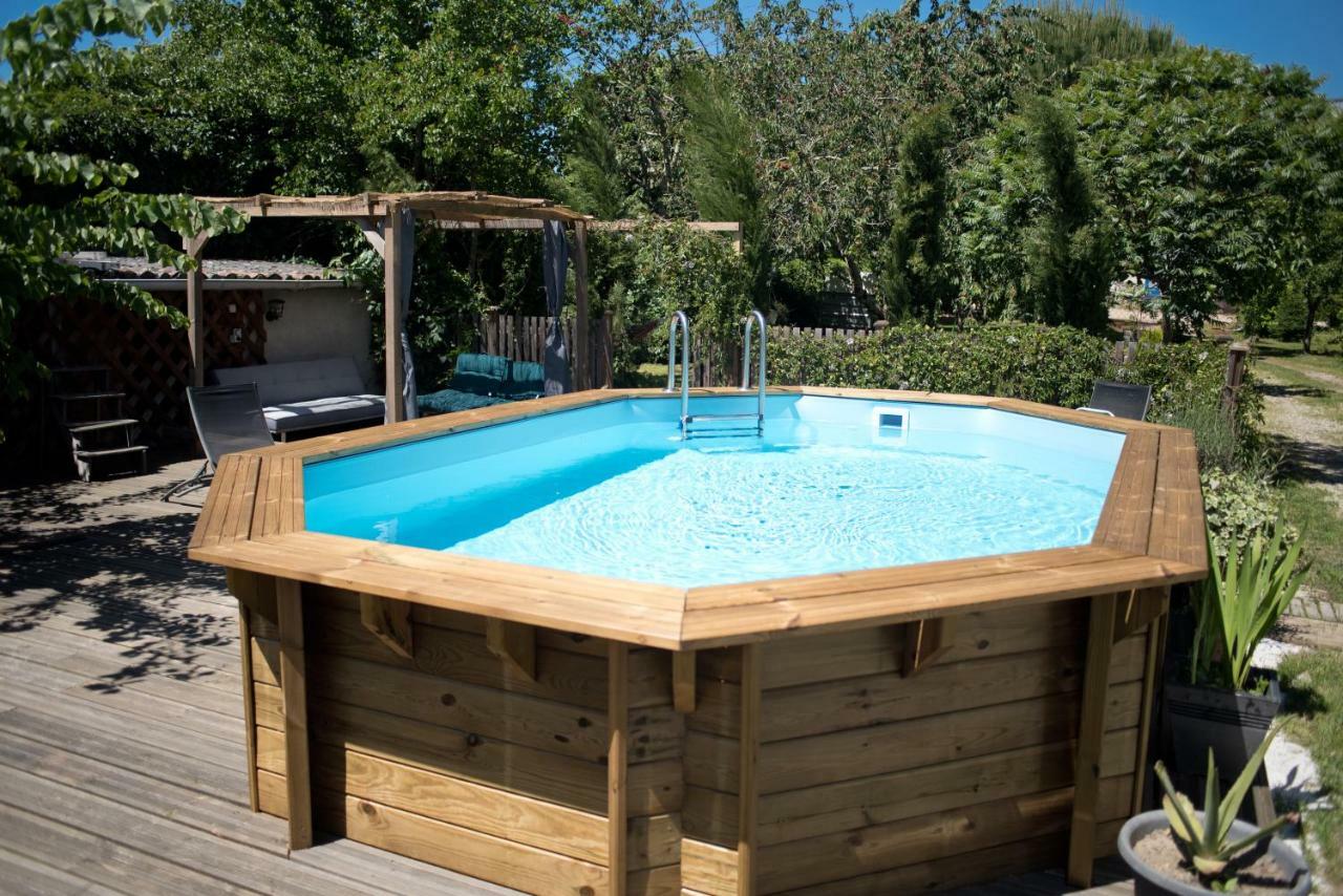 Villa Le Fil Rouge Saint-Pierre-d'Aurillac Esterno foto